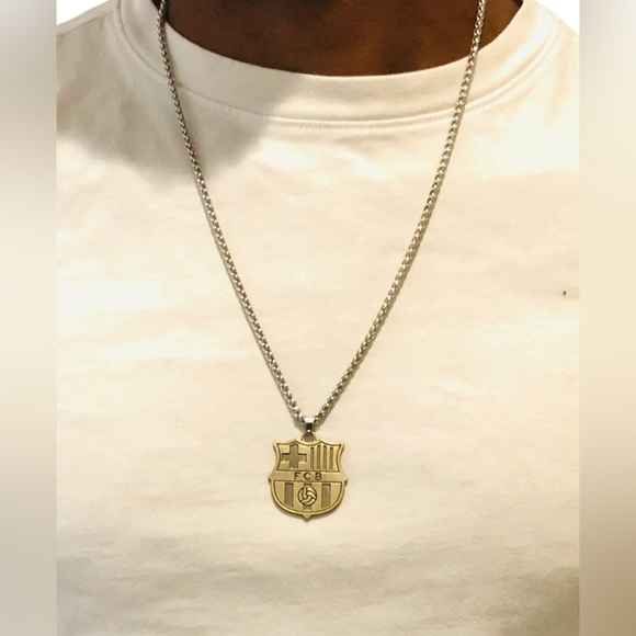 FC Barcelona Necklace- Soccer Pendant - Picture 5 of 9